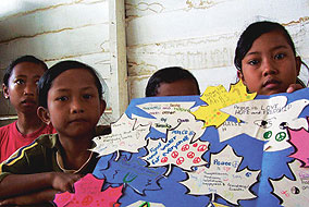 Students in Aceh and messages of peace from their Canadian penpals - photo by Shane Barter